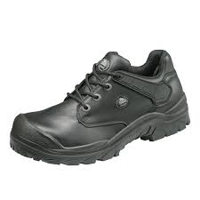 Schoen bata ACT115 laag S3